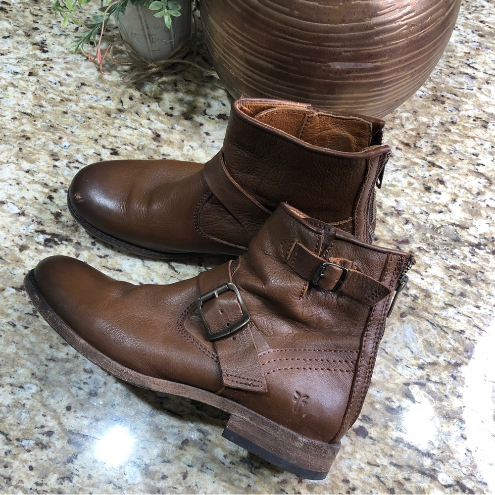 FRYE Cognac Tyler Engineer Brown Leather Ankle Boots 6.5